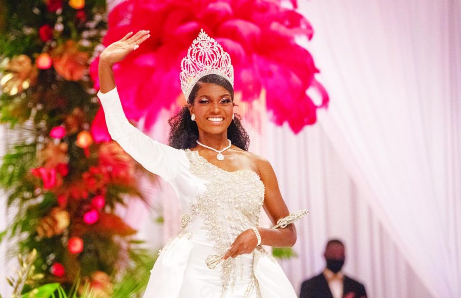 Whitehurst is formally crowned Miss Alabama State University