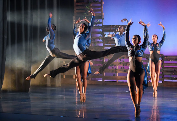 Choreographed by the associate professor of dance, James R. Atkinson Jr., “E-Merge” submerged its audience into a peaceful and calm essence of blueness. Both the dark and mystical blue background lighting and costumes complemented each other, while the choreography consisted of male and female dance partners.