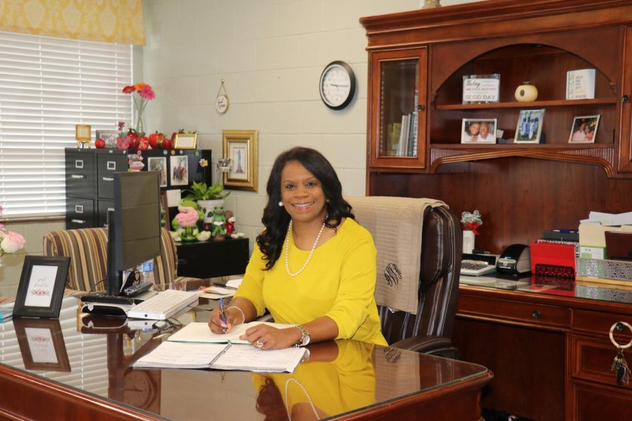 Former alumna and Miss Alabama State University 1986-87 Deltonya Rogers Warren serves as the assistant superintendent for Eufaula City Schools.  Warren has served in this role since 2019. 