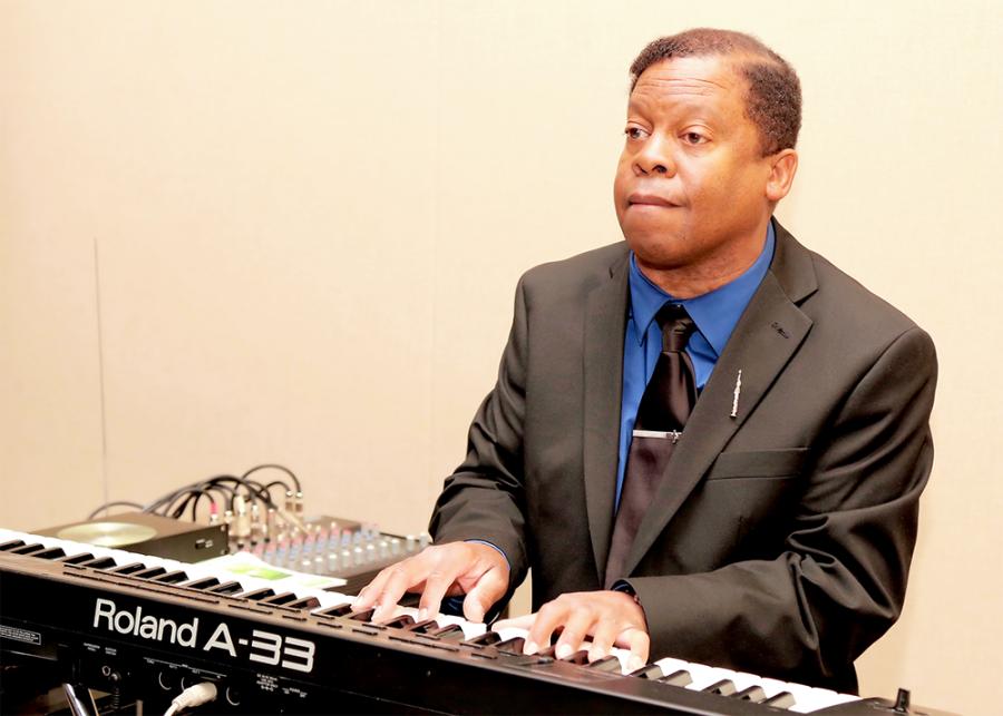 Even though talent extraordinaire Ronald Handy is employed by Alabama State University, he has been a musical force throughout the nation performing and opening for various jazz, pop, R&B and gospel stars including saxophonist Kirk Whalum, vocalist Chrisette Michele; vocalist and song writer Alicia Keys, platinum selling vocalist Avant, and jazz group Pieces of a Dream and many more.

