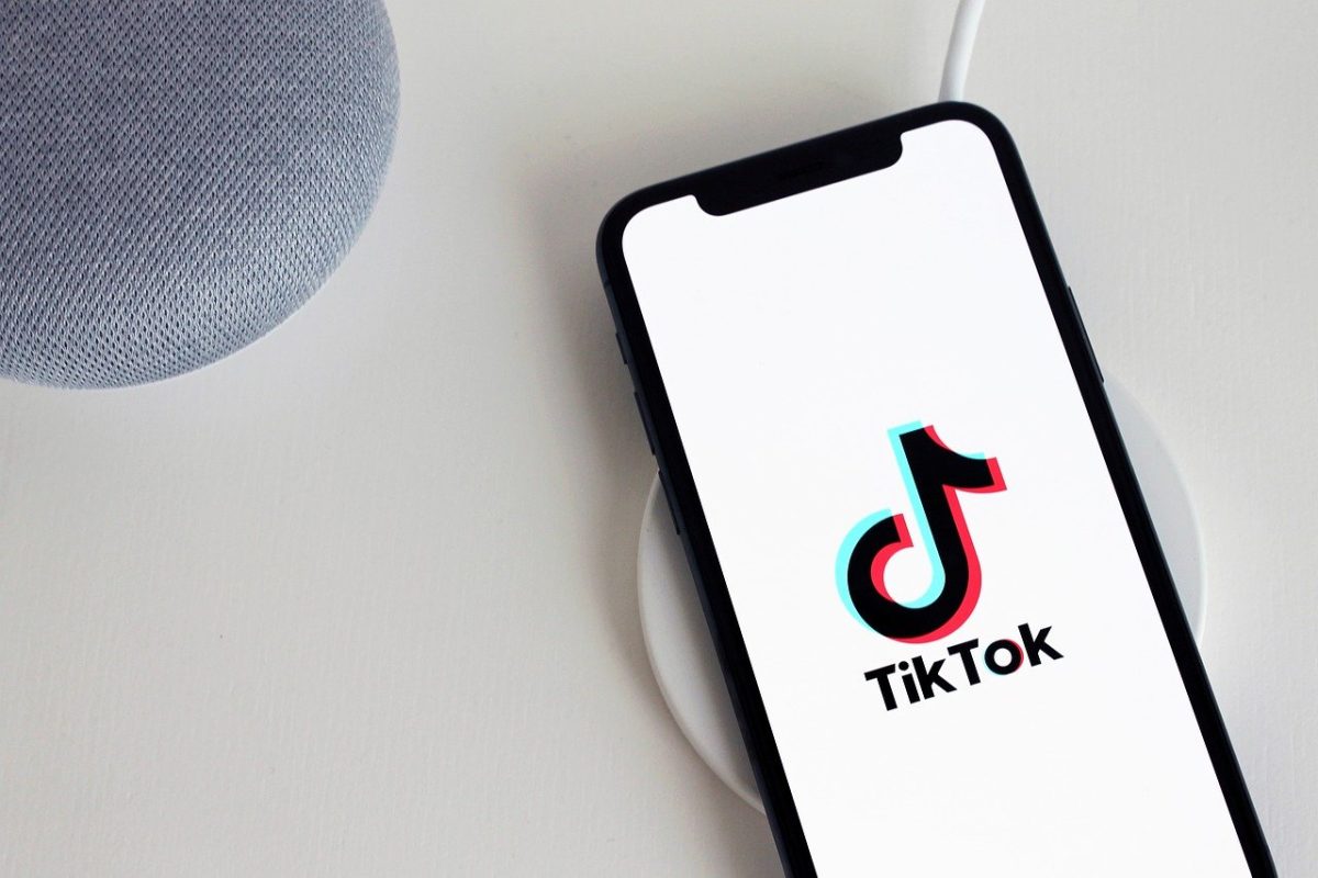 University students and faculty respond to TikTok’s ban as Trump delays the ban